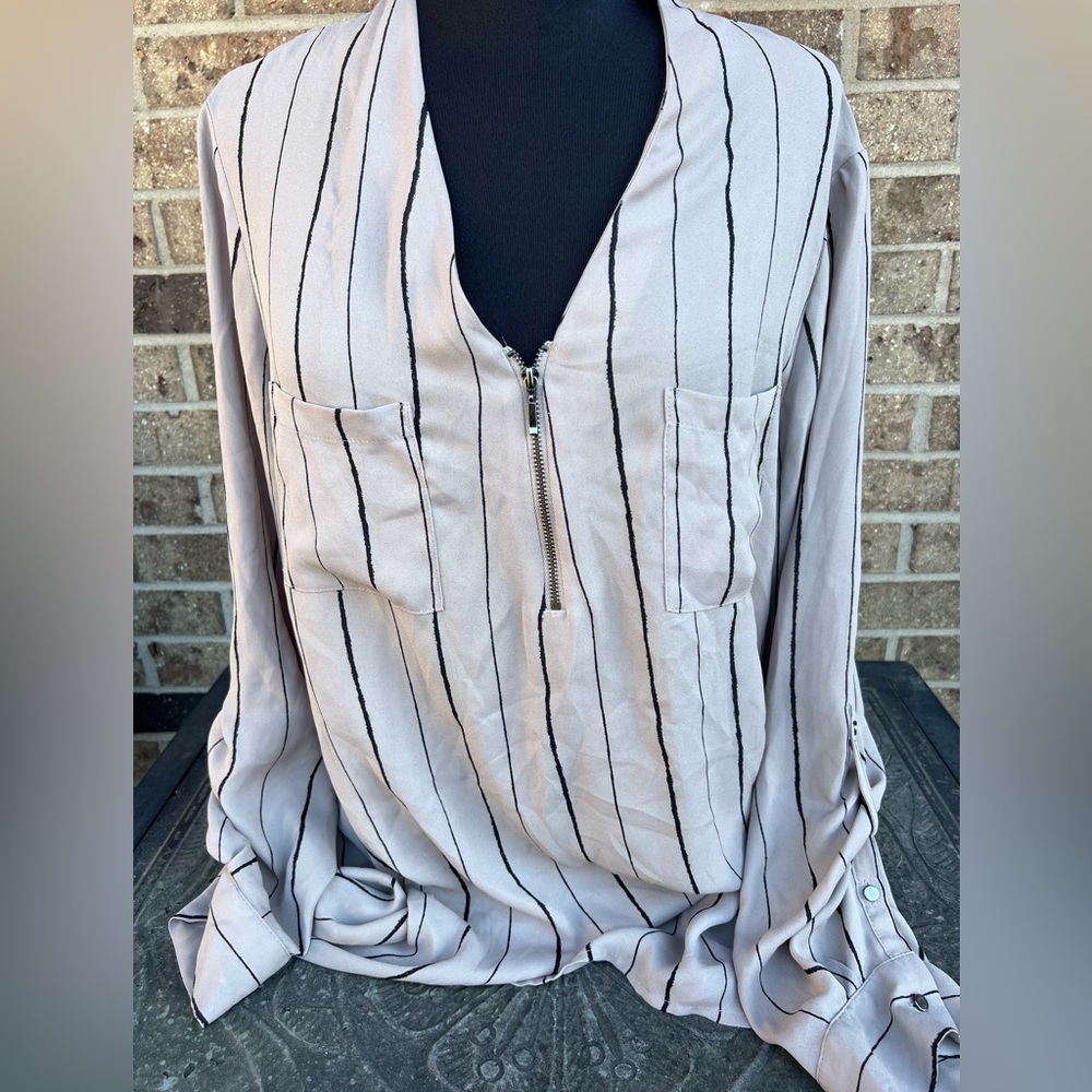 B02 - Apt 9 Blouse‎ - WMNS XL